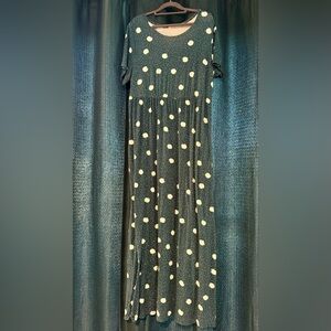 Casual Blue and White Short Sleeve Polka Dot Maxi Dress!